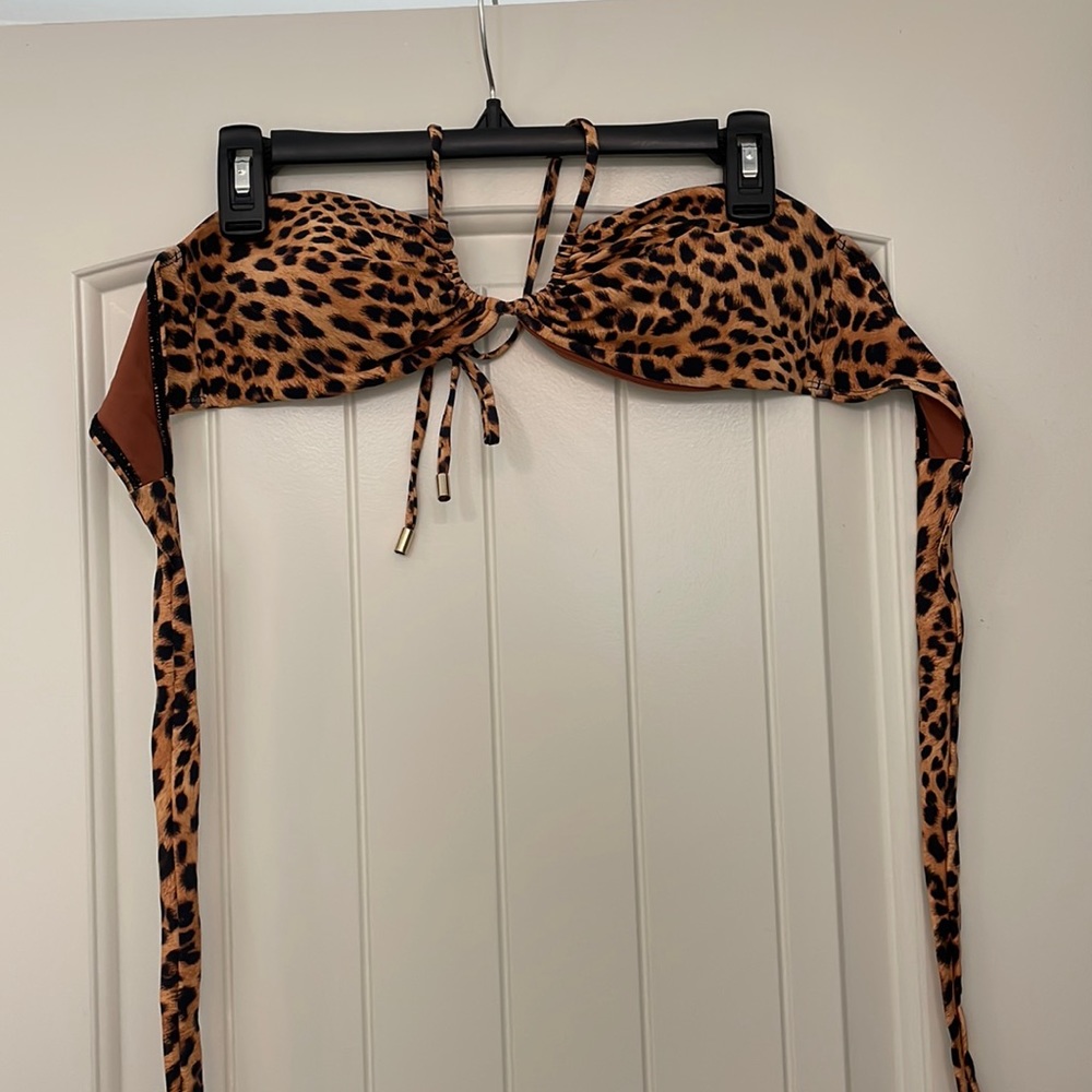 Monday Swimwear top